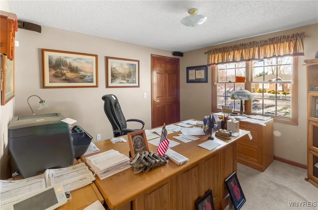 8943 Amy Leigh Lane, Clarence, New York 14032, Clarence, New York 14032, 3 Bedrooms Bedrooms, 6 Rooms Rooms,2 BathroomsBathrooms,Residential,Closed,8943 Amy Leigh Lane, Clarence, New York 14032,0,B1581373