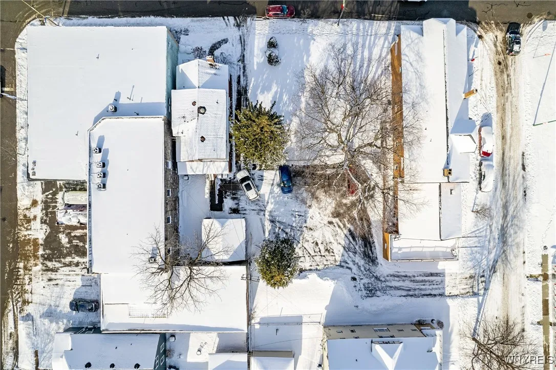 2025 Clinton Street, Buffalo, New York 14206, Buffalo, New York 14206, 4 Bedrooms Bedrooms, 8 Rooms Rooms,2 BathroomsBathrooms,Residential,Closed,2025 Clinton Street, Buffalo, New York 14206,0,B1581381
