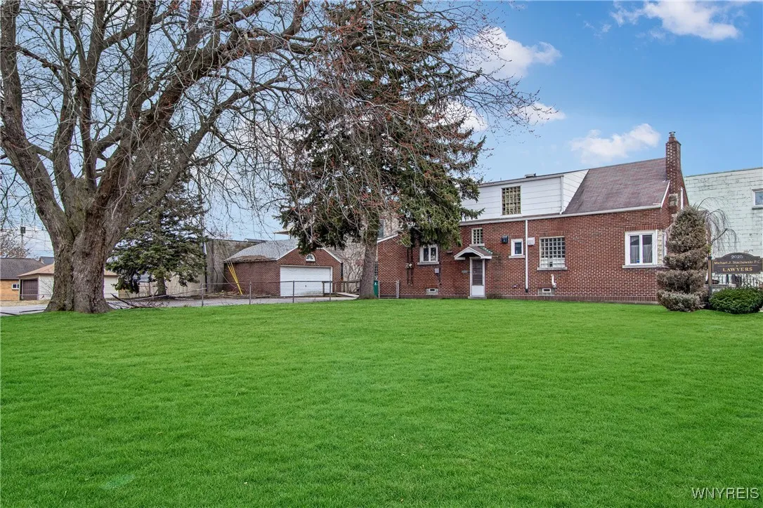 2025 Clinton Street, Buffalo, New York 14206, Buffalo, New York 14206, 4 Bedrooms Bedrooms, 8 Rooms Rooms,2 BathroomsBathrooms,Residential,Closed,2025 Clinton Street, Buffalo, New York 14206,0,B1581381