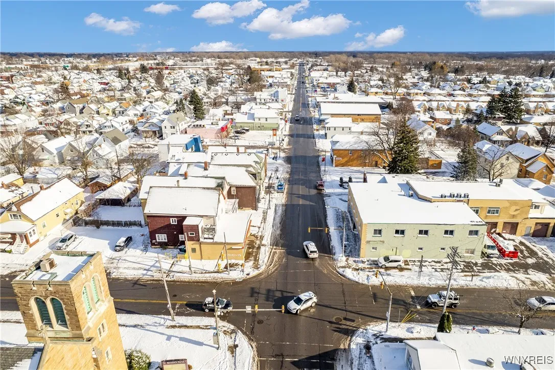 2025 Clinton Street, Buffalo, New York 14206, Buffalo, New York 14206, 4 Bedrooms Bedrooms, 8 Rooms Rooms,2 BathroomsBathrooms,Residential,Closed,2025 Clinton Street, Buffalo, New York 14206,0,B1581381