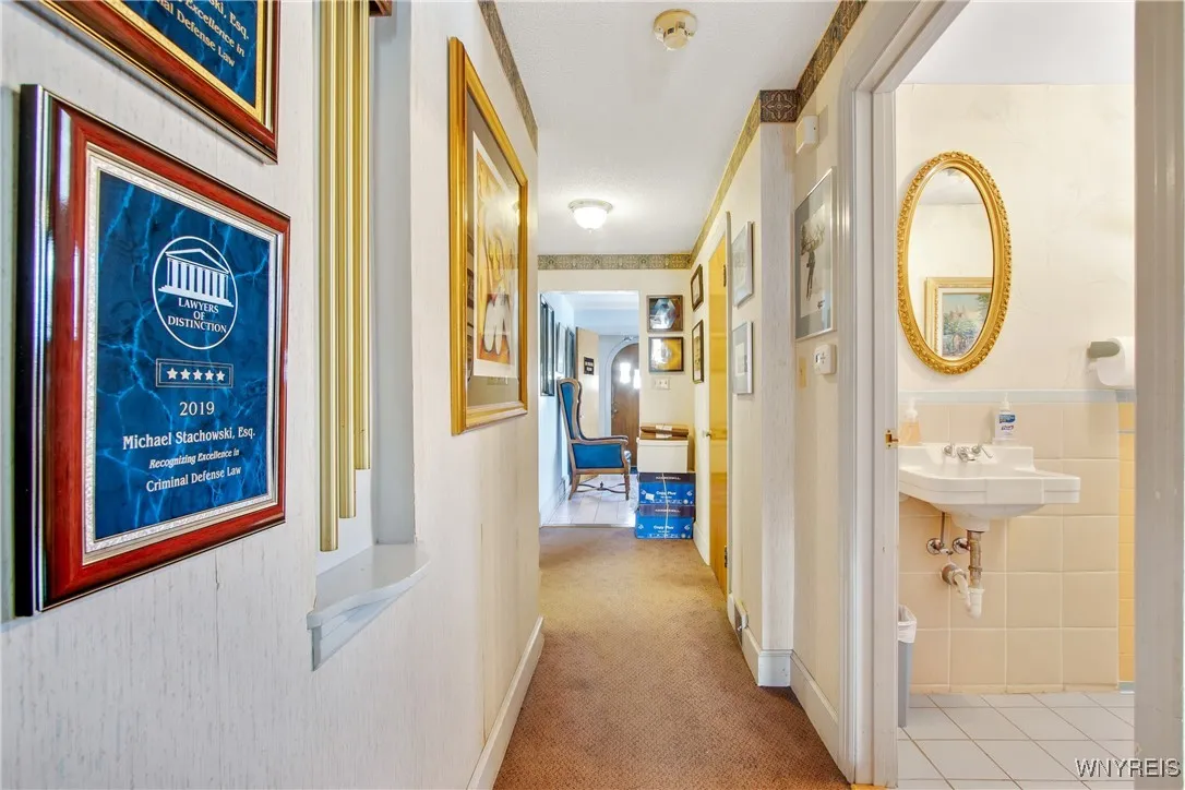 2025 Clinton Street, Buffalo, New York 14206, Buffalo, New York 14206, 4 Bedrooms Bedrooms, 8 Rooms Rooms,2 BathroomsBathrooms,Residential,Closed,2025 Clinton Street, Buffalo, New York 14206,0,B1581381