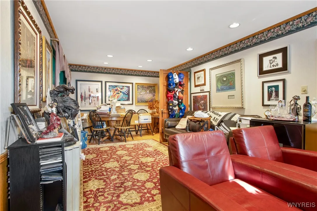 2025 Clinton Street, Buffalo, New York 14206, Buffalo, New York 14206, 4 Bedrooms Bedrooms, 8 Rooms Rooms,2 BathroomsBathrooms,Residential,Closed,2025 Clinton Street, Buffalo, New York 14206,0,B1581381