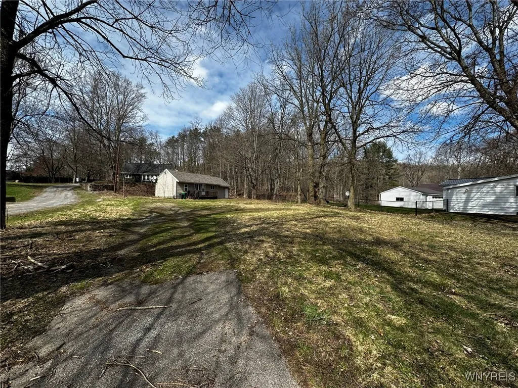 9183 State Road, Colden, New York 14033, Colden, New York 14033, 2 Bedrooms Bedrooms, 6 Rooms Rooms,1 BathroomBathrooms,Residential,Closed,9183 State Road, Colden, New York 14033,B1580534