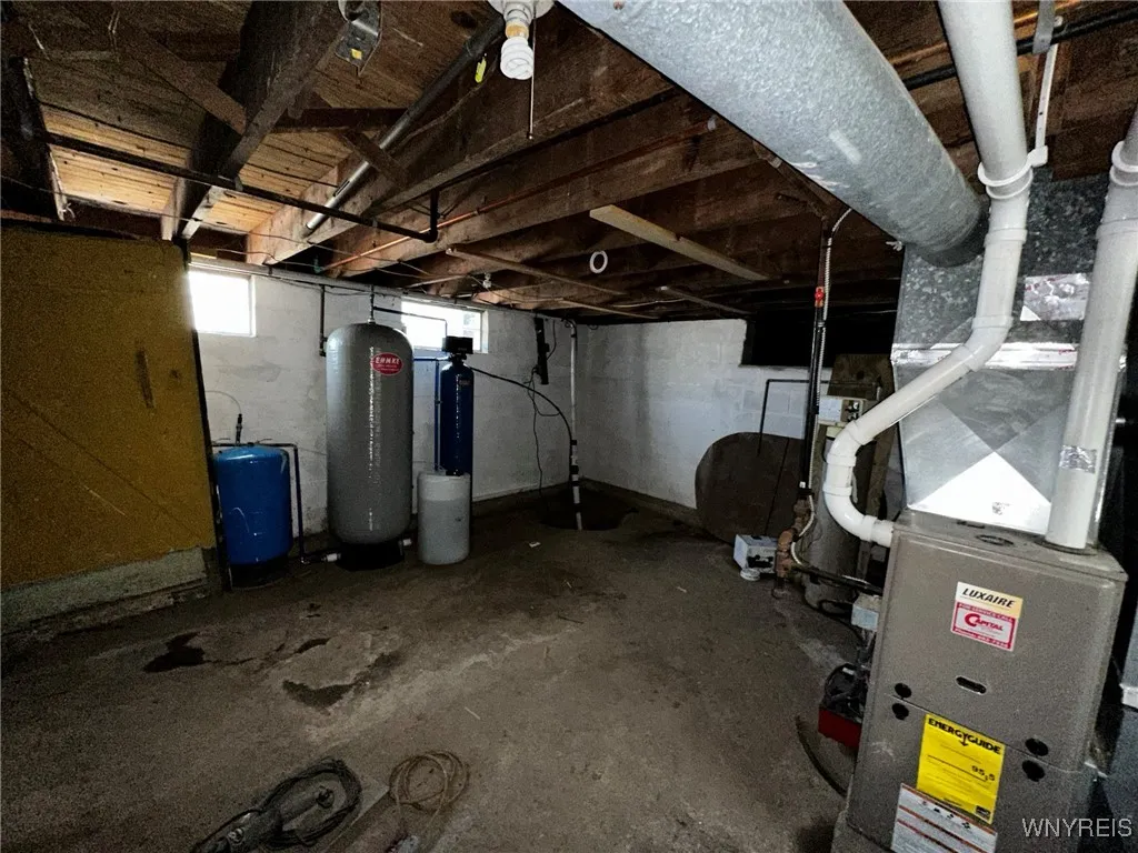 9183 State Road, Colden, New York 14033, Colden, New York 14033, 2 Bedrooms Bedrooms, 6 Rooms Rooms,1 BathroomBathrooms,Residential,Closed,9183 State Road, Colden, New York 14033,B1580534
