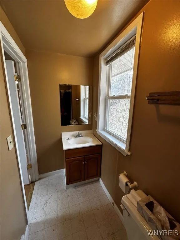 9183 State Road, Colden, New York 14033, Colden, New York 14033, 2 Bedrooms Bedrooms, 6 Rooms Rooms,1 BathroomBathrooms,Residential,Closed,9183 State Road, Colden, New York 14033,B1580534
