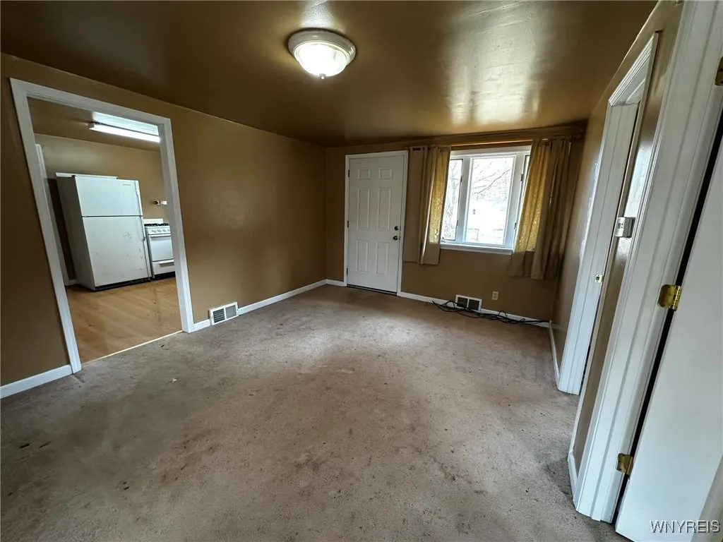 9183 State Road, Colden, New York 14033, Colden, New York 14033, 2 Bedrooms Bedrooms, 6 Rooms Rooms,1 BathroomBathrooms,Residential,Closed,9183 State Road, Colden, New York 14033,B1580534