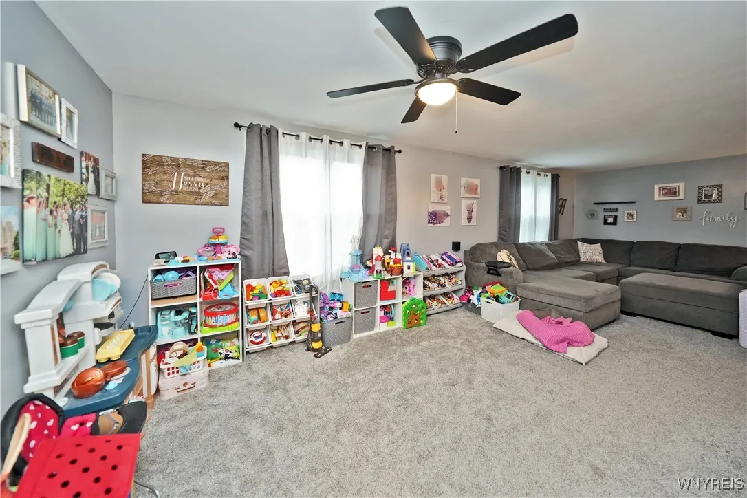 1780 Fix Road, Grand Island, New York 14072, Grand Island, New York 14072, 3 Bedrooms Bedrooms, 8 Rooms Rooms,2 BathroomsBathrooms,Residential,Closed,1780 Fix Road, Grand Island, New York 14072,0,B1581456