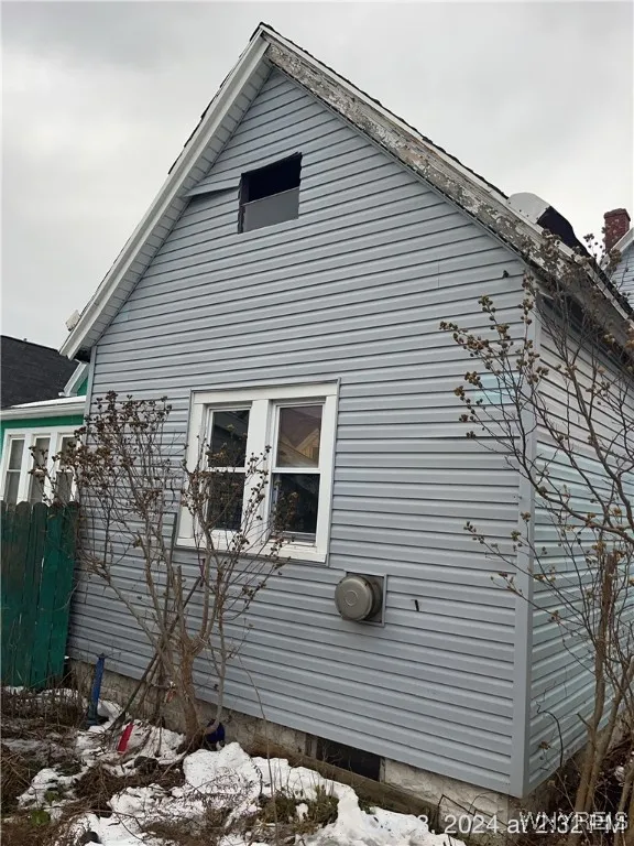 228 Cable Street, Buffalo, New York 14206, Buffalo, New York 14206, 3 Bedrooms Bedrooms, 6 Rooms Rooms,1 BathroomBathrooms,Residential,Closed,228 Cable Street, Buffalo, New York 14206,0,B1581646