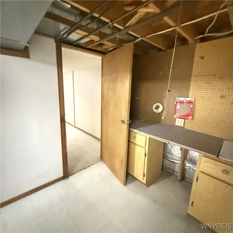 24 In The Woods Lane, West Seneca, New York 14224, West Seneca, New York 14224, 3 Bedrooms Bedrooms, 6 Rooms Rooms,1 BathroomBathrooms,Residential,Closed,24 In The Woods Lane, West Seneca, New York 14224,0,B1581745