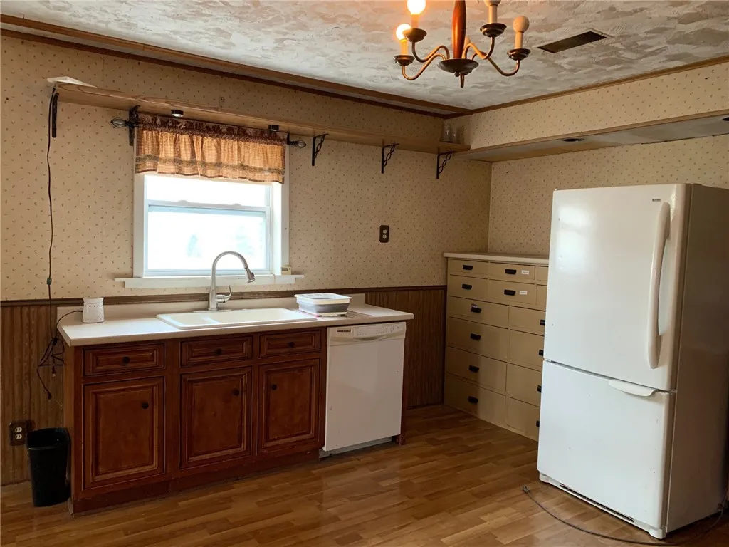 53 West Main Street, Canisteo, New York 14823, Canisteo, New York 14823, 3 Bedrooms Bedrooms, 7 Rooms Rooms,2 BathroomsBathrooms,Residential,For Sale,53 West Main Street, Canisteo, New York 14823,0,R1581744