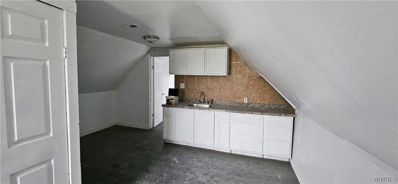 354 Koons Avenue, Buffalo, New York 14211, Buffalo, New York 14211, 6 Bedrooms Bedrooms, ,2 BathroomsBathrooms,Residential,Closed,354 Koons Avenue, Buffalo, New York 14211,0,B1581327