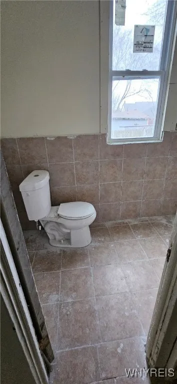 354 Koons Avenue, Buffalo, New York 14211, Buffalo, New York 14211, 6 Bedrooms Bedrooms, ,2 BathroomsBathrooms,Residential,Closed,354 Koons Avenue, Buffalo, New York 14211,0,B1581327