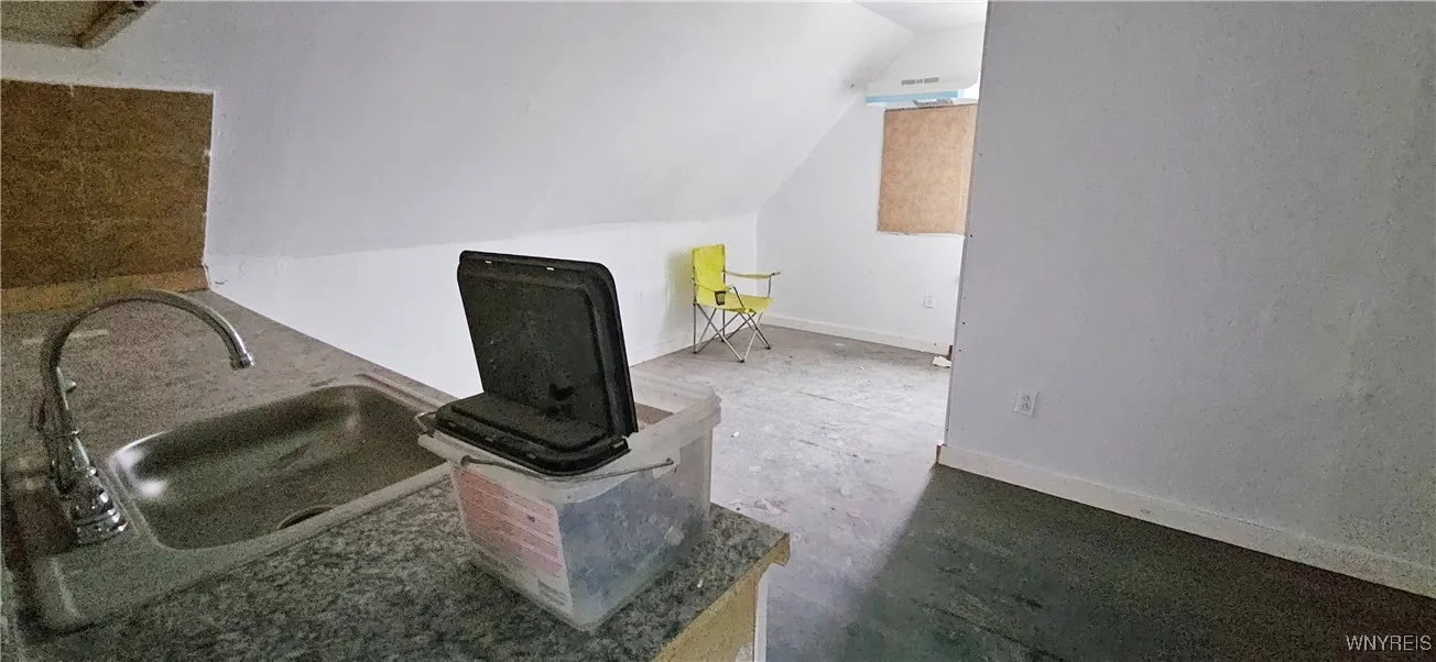 354 Koons Avenue, Buffalo, New York 14211, Buffalo, New York 14211, 6 Bedrooms Bedrooms, ,2 BathroomsBathrooms,Residential,Closed,354 Koons Avenue, Buffalo, New York 14211,0,B1581327