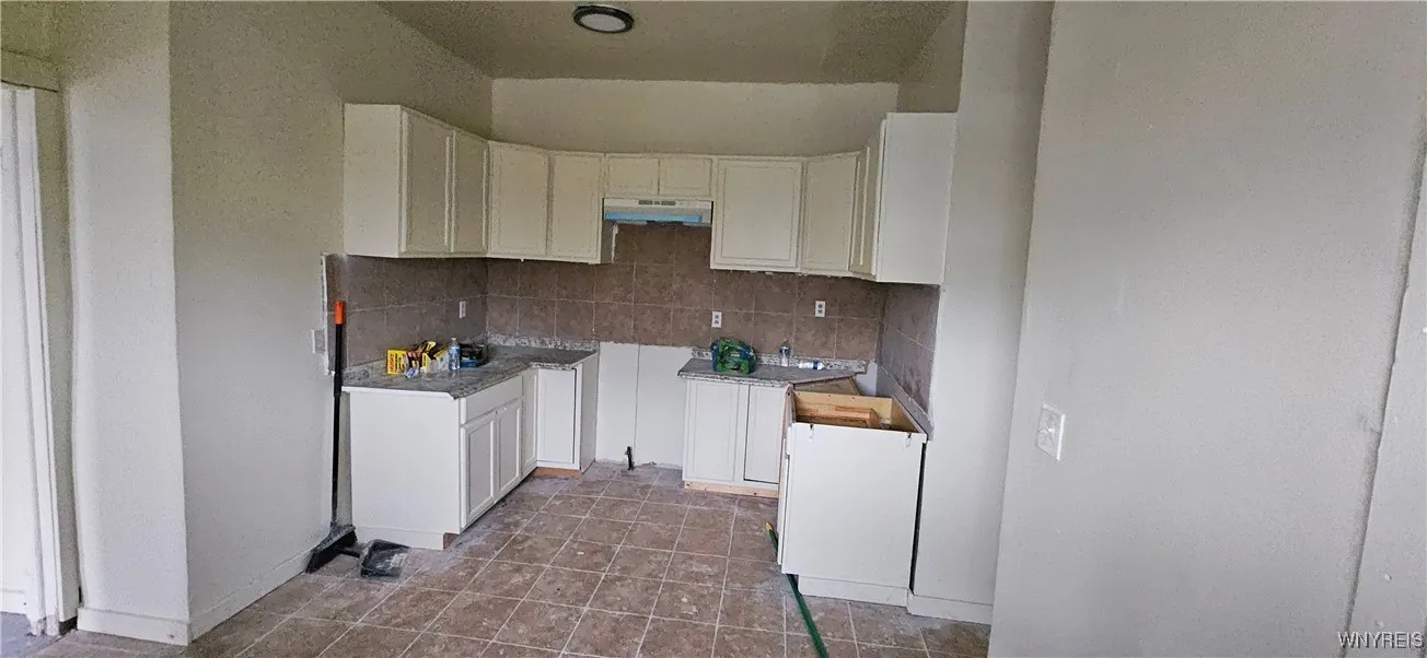354 Koons Avenue, Buffalo, New York 14211, Buffalo, New York 14211, 6 Bedrooms Bedrooms, ,2 BathroomsBathrooms,Residential,Closed,354 Koons Avenue, Buffalo, New York 14211,0,B1581327
