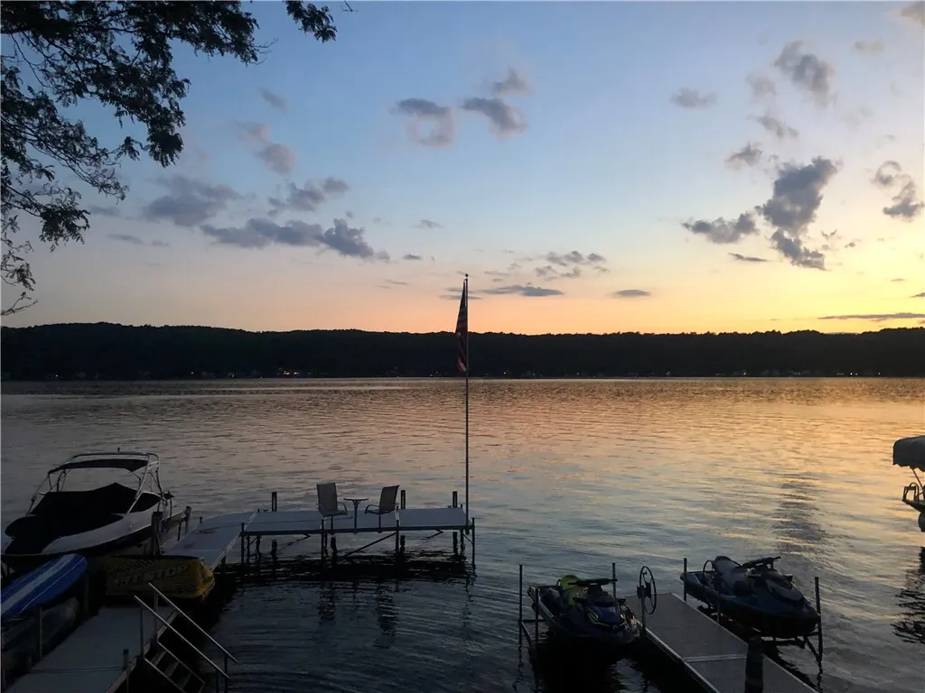 5732 E Lake Rd, Conesus, New York 14435, Conesus, New York 14435, 3 Bedrooms Bedrooms, 5 Rooms Rooms,2 BathroomsBathrooms,Residential Lease,For Rent,5732 E Lake Rd, Conesus, New York 14435,0,R1581858