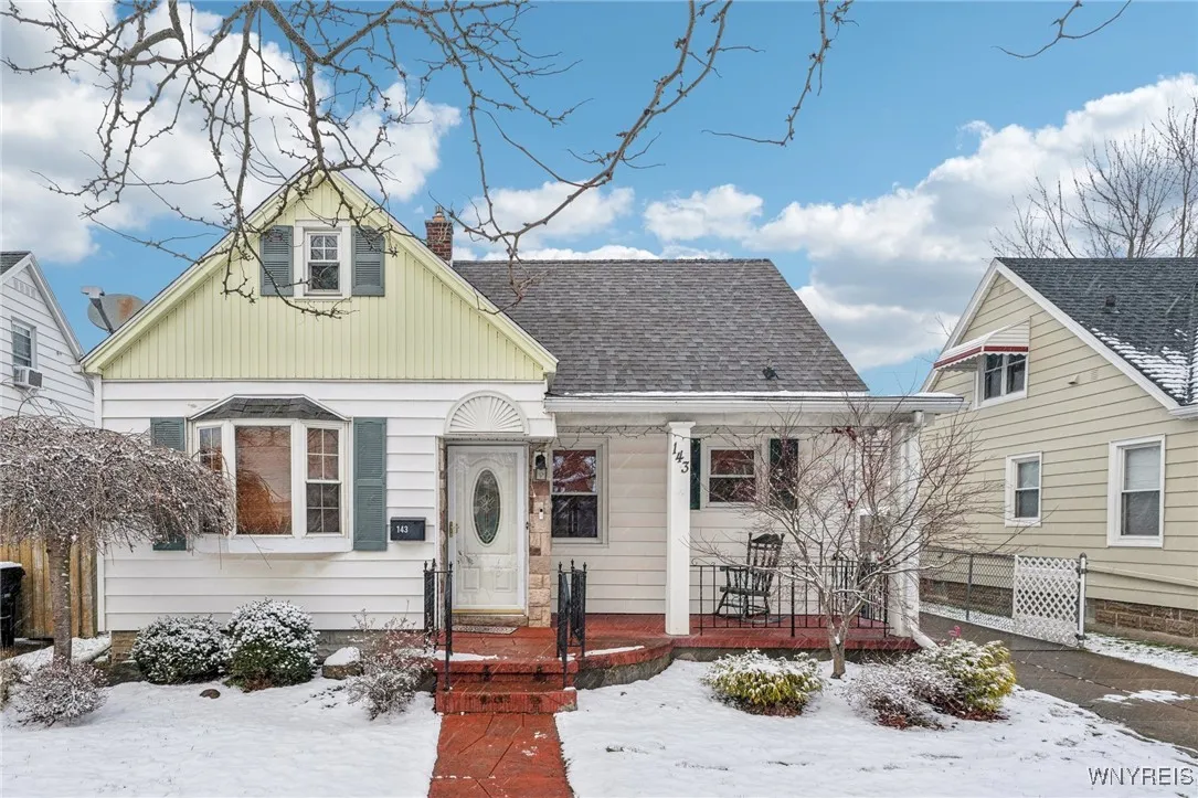 143 Hamilton Boulevard, Tonawanda-town, New York 1, Tonawanda, New York 14217, 3 Bedrooms Bedrooms, 7 Rooms Rooms,2 BathroomsBathrooms,Residential,Closed,143 Hamilton Boulevard, Tonawanda-town, New York 1,0,B1581807