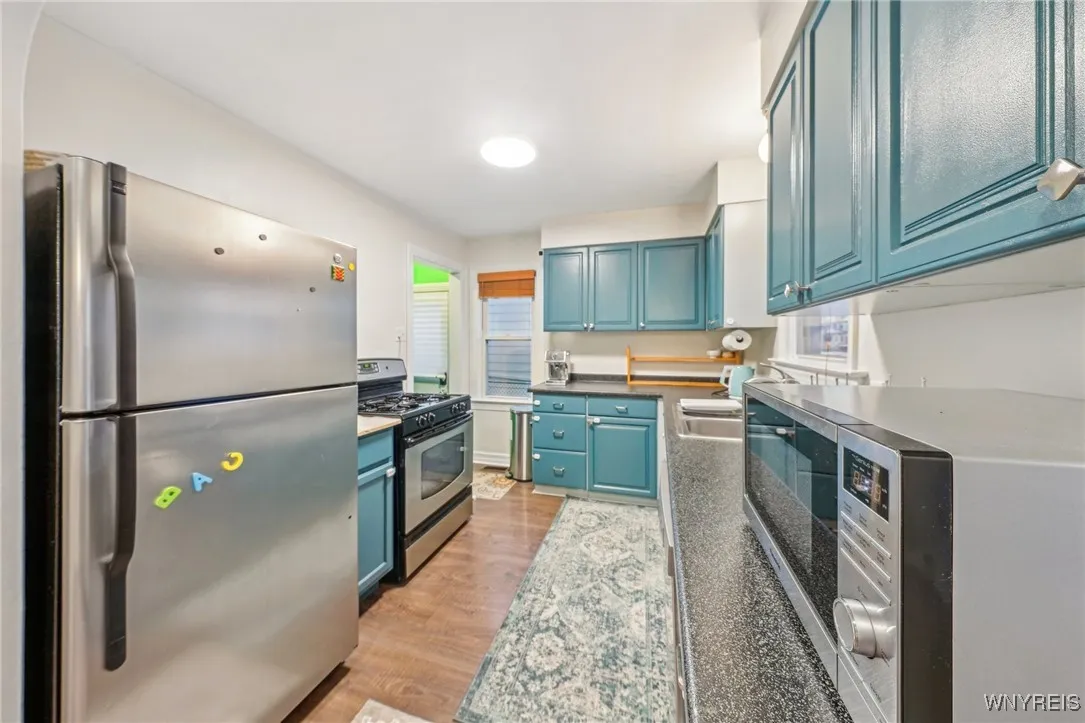 143 Hamilton Boulevard, Tonawanda-town, New York 1, Tonawanda, New York 14217, 3 Bedrooms Bedrooms, 7 Rooms Rooms,2 BathroomsBathrooms,Residential,Closed,143 Hamilton Boulevard, Tonawanda-town, New York 1,0,B1581807