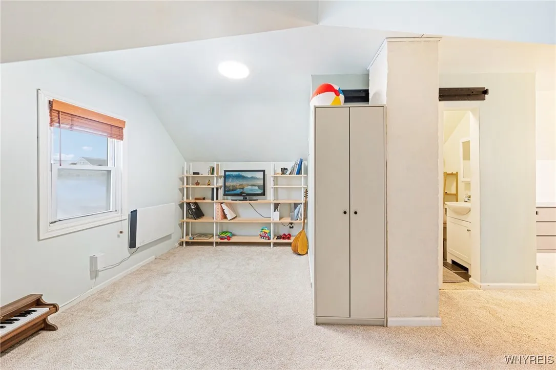 143 Hamilton Boulevard, Tonawanda-town, New York 1, Tonawanda, New York 14217, 3 Bedrooms Bedrooms, 7 Rooms Rooms,2 BathroomsBathrooms,Residential,Closed,143 Hamilton Boulevard, Tonawanda-town, New York 1,0,B1581807