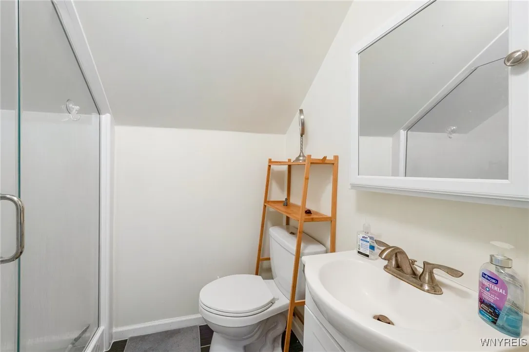 143 Hamilton Boulevard, Tonawanda-town, New York 1, Tonawanda, New York 14217, 3 Bedrooms Bedrooms, 7 Rooms Rooms,2 BathroomsBathrooms,Residential,Closed,143 Hamilton Boulevard, Tonawanda-town, New York 1,0,B1581807