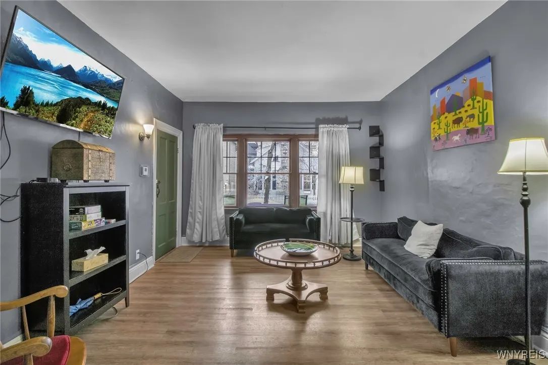 46 College Street 1, Buffalo, New York 14201, Buffalo, New York 14201, 2 Bedrooms Bedrooms, 5 Rooms Rooms,1 BathroomBathrooms,Residential Lease,Closed,46 College Street 1, Buffalo, New York 14201,0,B1582076