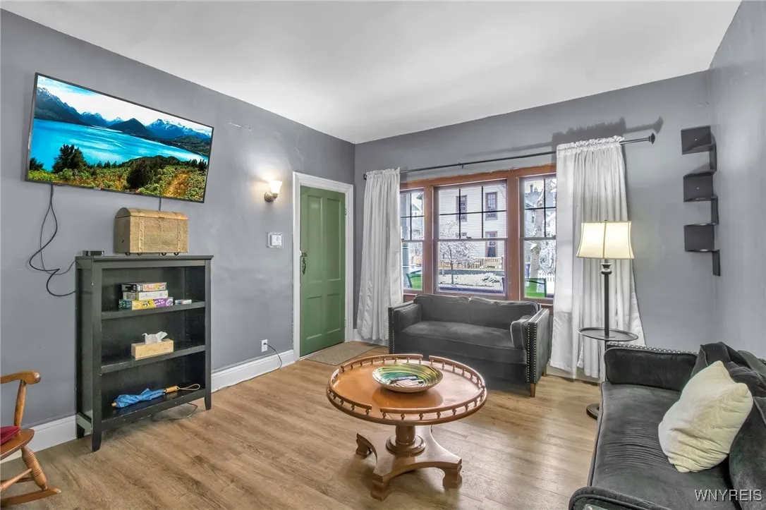 46 College Street 1, Buffalo, New York 14201, Buffalo, New York 14201, 2 Bedrooms Bedrooms, 5 Rooms Rooms,1 BathroomBathrooms,Residential Lease,Closed,46 College Street 1, Buffalo, New York 14201,0,B1582076