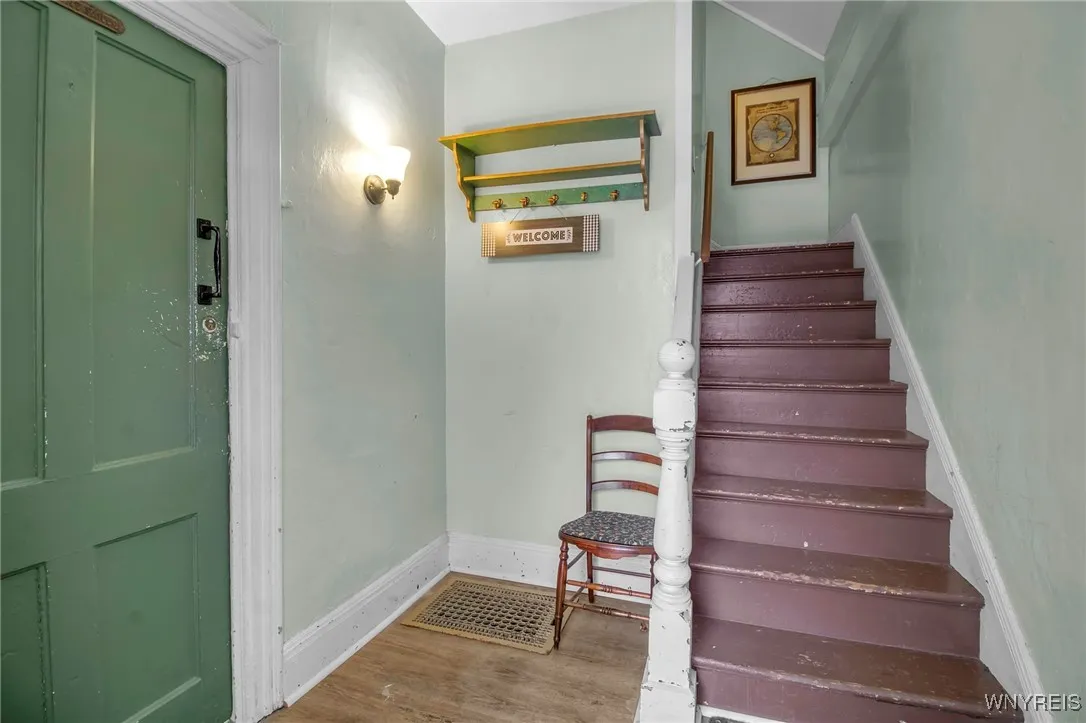 46 College Street 1, Buffalo, New York 14201, Buffalo, New York 14201, 2 Bedrooms Bedrooms, 5 Rooms Rooms,1 BathroomBathrooms,Residential Lease,Closed,46 College Street 1, Buffalo, New York 14201,0,B1582076