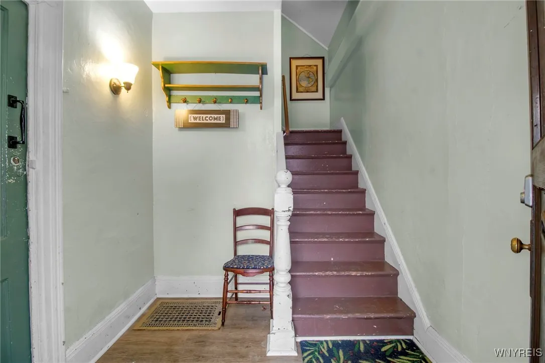 46 College Street 1, Buffalo, New York 14201, Buffalo, New York 14201, 2 Bedrooms Bedrooms, 5 Rooms Rooms,1 BathroomBathrooms,Residential Lease,Closed,46 College Street 1, Buffalo, New York 14201,0,B1582076