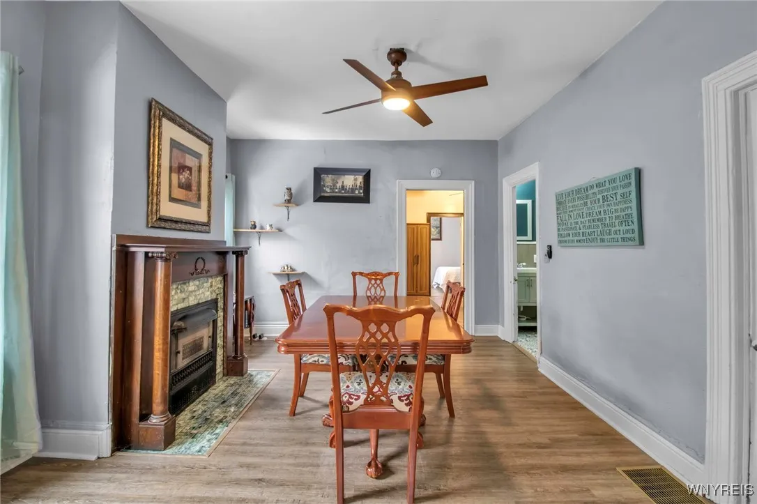46 College Street 1, Buffalo, New York 14201, Buffalo, New York 14201, 2 Bedrooms Bedrooms, 5 Rooms Rooms,1 BathroomBathrooms,Residential Lease,Closed,46 College Street 1, Buffalo, New York 14201,0,B1582076