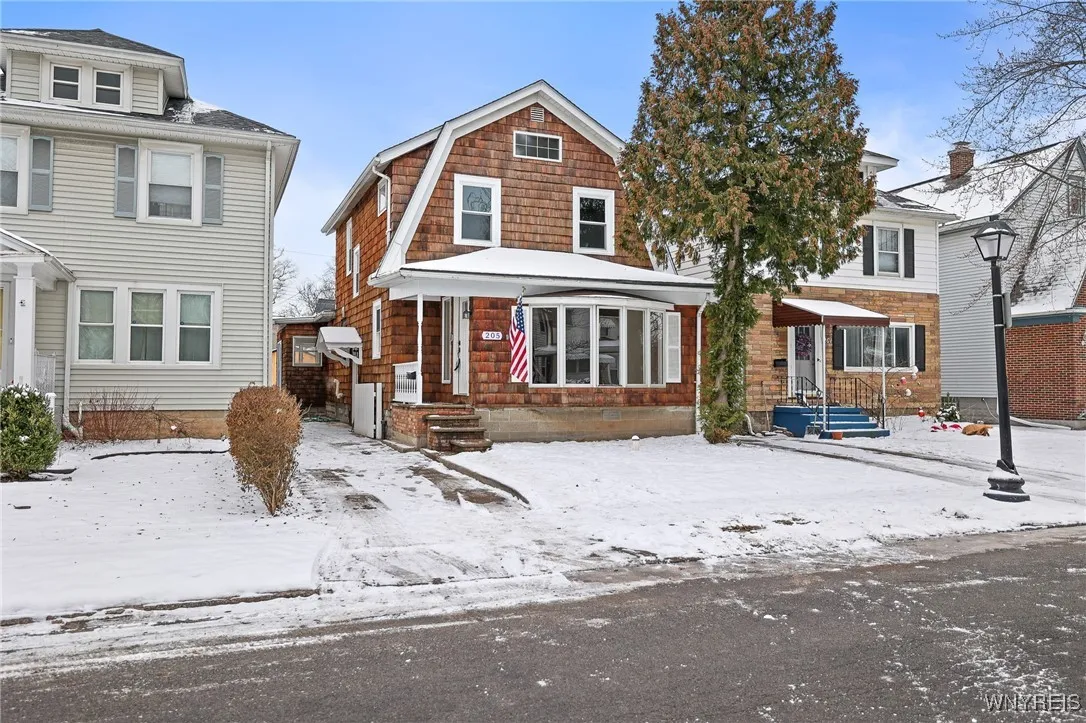 205 Stillwell Avenue, Tonawanda-town, New York 142, Tonawanda, New York 14217, 3 Bedrooms Bedrooms, 9 Rooms Rooms,2 BathroomsBathrooms,Residential,Closed,205 Stillwell Avenue, Tonawanda-town, New York 142,0,B1582134