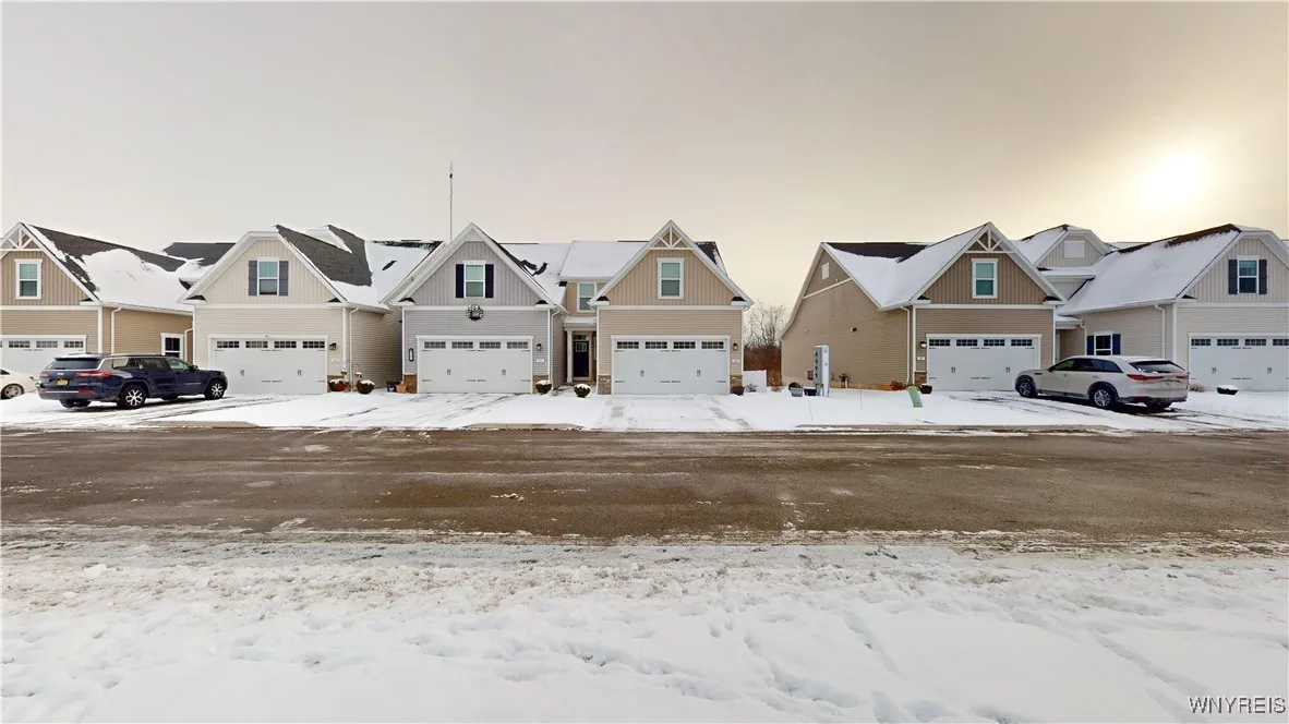 149 Sandstone Circle, Grand Island, New York 14072, Grand Island, New York 14072, 3 Bedrooms Bedrooms, 8 Rooms Rooms,3 BathroomsBathrooms,Residential,Closed,149 Sandstone Circle, Grand Island, New York 14072,0,B1582188