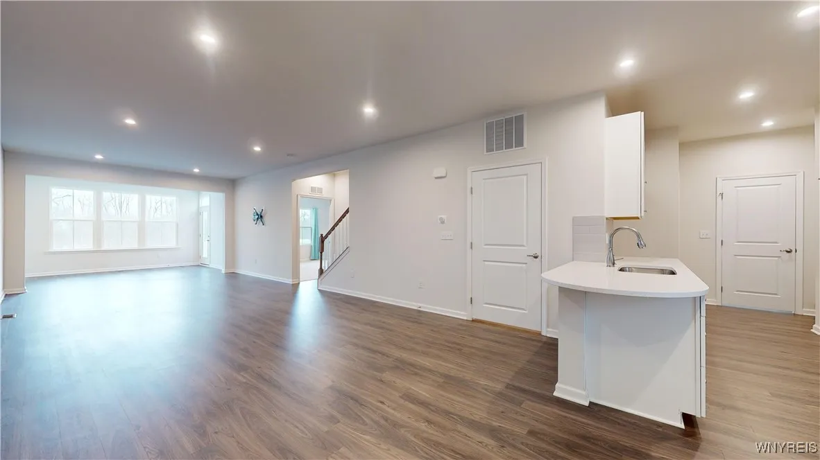149 Sandstone Circle, Grand Island, New York 14072, Grand Island, New York 14072, 3 Bedrooms Bedrooms, 8 Rooms Rooms,3 BathroomsBathrooms,Residential,Closed,149 Sandstone Circle, Grand Island, New York 14072,0,B1582188