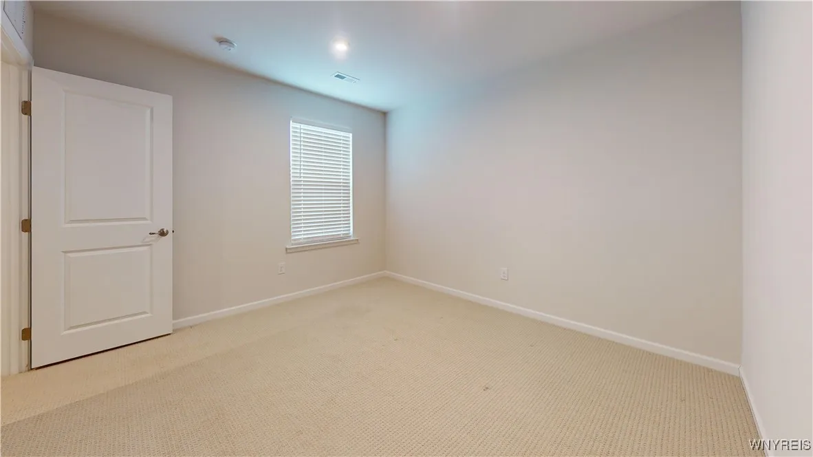 149 Sandstone Circle, Grand Island, New York 14072, Grand Island, New York 14072, 3 Bedrooms Bedrooms, 8 Rooms Rooms,3 BathroomsBathrooms,Residential,Closed,149 Sandstone Circle, Grand Island, New York 14072,0,B1582188