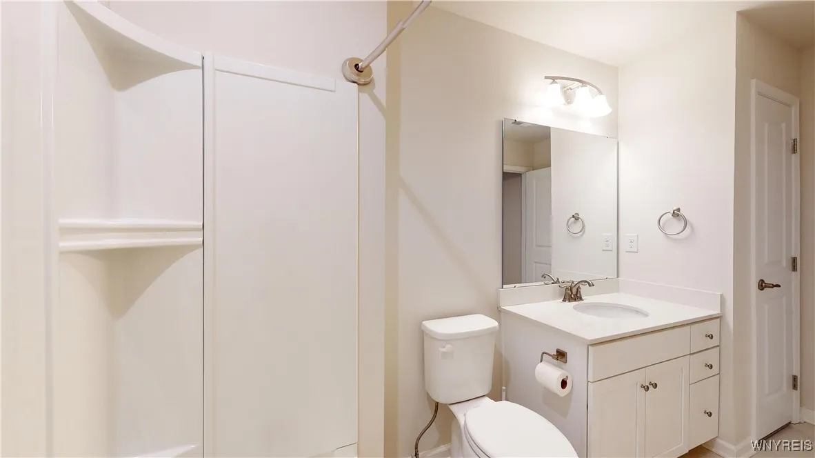 149 Sandstone Circle, Grand Island, New York 14072, Grand Island, New York 14072, 3 Bedrooms Bedrooms, 8 Rooms Rooms,3 BathroomsBathrooms,Residential,Closed,149 Sandstone Circle, Grand Island, New York 14072,0,B1582188