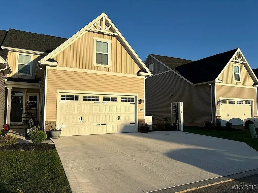 149 Sandstone Circle, Grand Island, New York 14072, Grand Island, New York 14072, 3 Bedrooms Bedrooms, 8 Rooms Rooms,3 BathroomsBathrooms,Residential,Closed,149 Sandstone Circle, Grand Island, New York 14072,0,B1582188