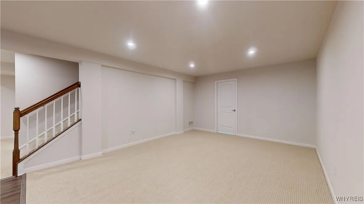 149 Sandstone Circle, Grand Island, New York 14072, Grand Island, New York 14072, 3 Bedrooms Bedrooms, 8 Rooms Rooms,3 BathroomsBathrooms,Residential,Closed,149 Sandstone Circle, Grand Island, New York 14072,0,B1582188
