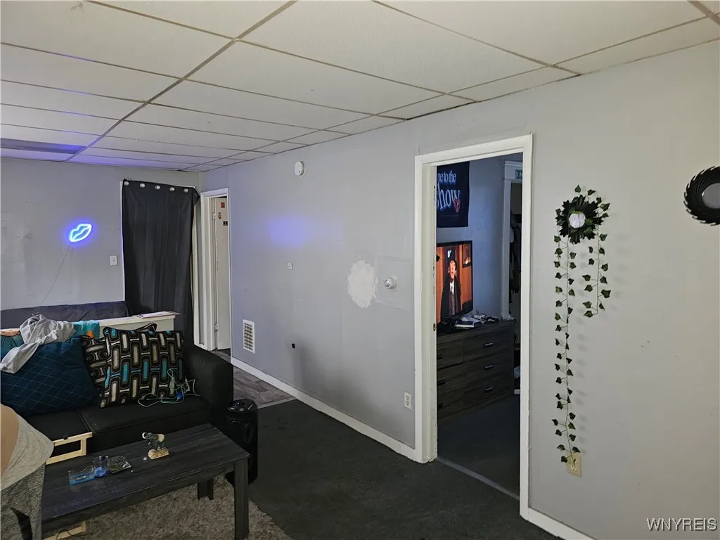 163 Royal Avenue, Buffalo, New York 14207, Buffalo, New York 14207, 4 Bedrooms Bedrooms, ,2 BathroomsBathrooms,Residential,Closed,163 Royal Avenue, Buffalo, New York 14207,0,B1582270