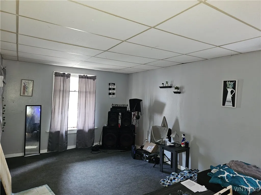 163 Royal Avenue, Buffalo, New York 14207, Buffalo, New York 14207, 4 Bedrooms Bedrooms, ,2 BathroomsBathrooms,Residential,Closed,163 Royal Avenue, Buffalo, New York 14207,0,B1582270