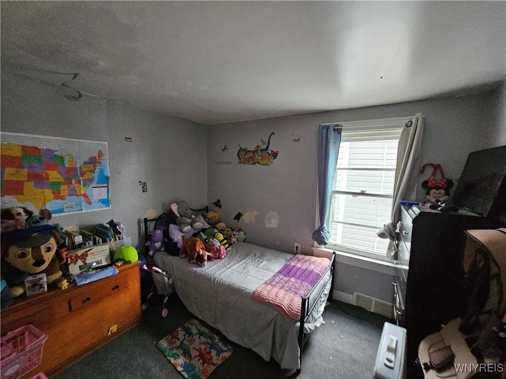 163 Royal Avenue, Buffalo, New York 14207, Buffalo, New York 14207, 4 Bedrooms Bedrooms, ,2 BathroomsBathrooms,Residential,Closed,163 Royal Avenue, Buffalo, New York 14207,0,B1582270