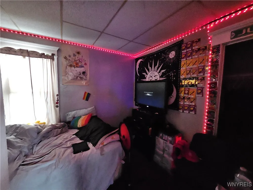 163 Royal Avenue, Buffalo, New York 14207, Buffalo, New York 14207, 4 Bedrooms Bedrooms, ,2 BathroomsBathrooms,Residential,Closed,163 Royal Avenue, Buffalo, New York 14207,0,B1582270