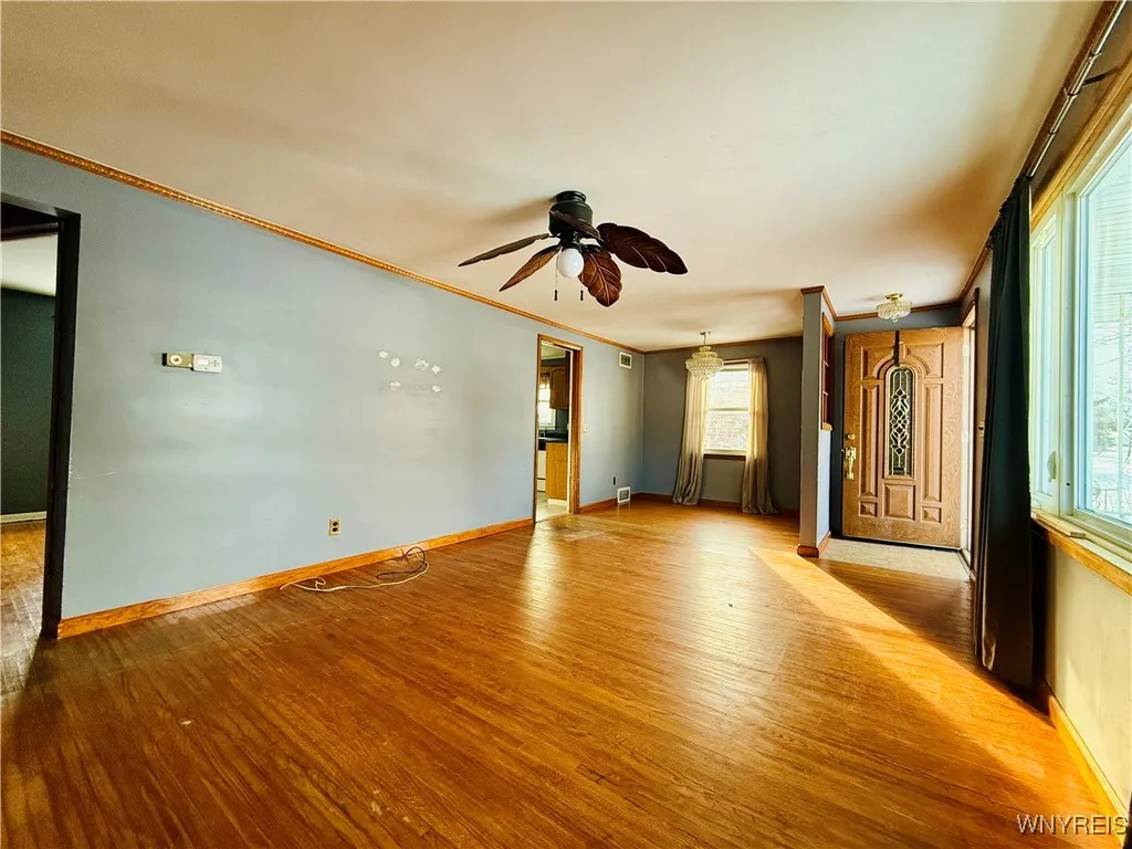 39 Emerson Drive, Amherst, New York 14226, Amherst, New York 14226, 3 Bedrooms Bedrooms, 6 Rooms Rooms,1 BathroomBathrooms,Residential,Closed,39 Emerson Drive, Amherst, New York 14226,0,B1580702