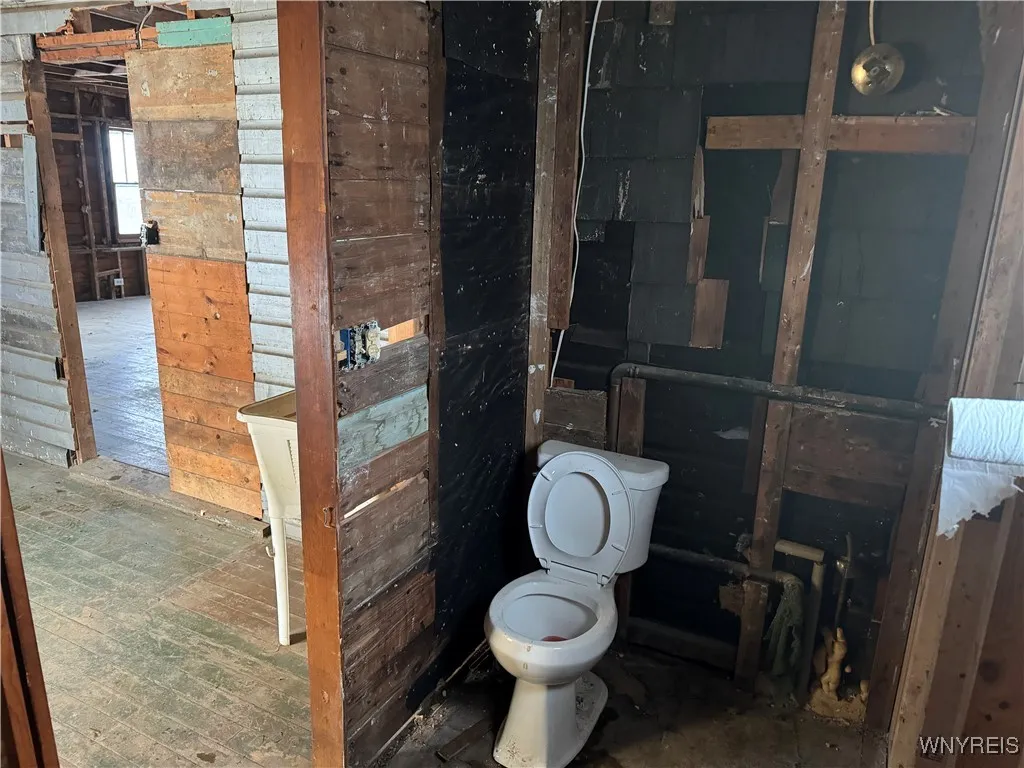 5742 Lakeview, Hamburg, New York 14085, Hamburg, New York 14085, 3 Bedrooms Bedrooms, 7 Rooms Rooms,2 BathroomsBathrooms,Residential,Closed,5742 Lakeview, Hamburg, New York 14085,0,B1582200