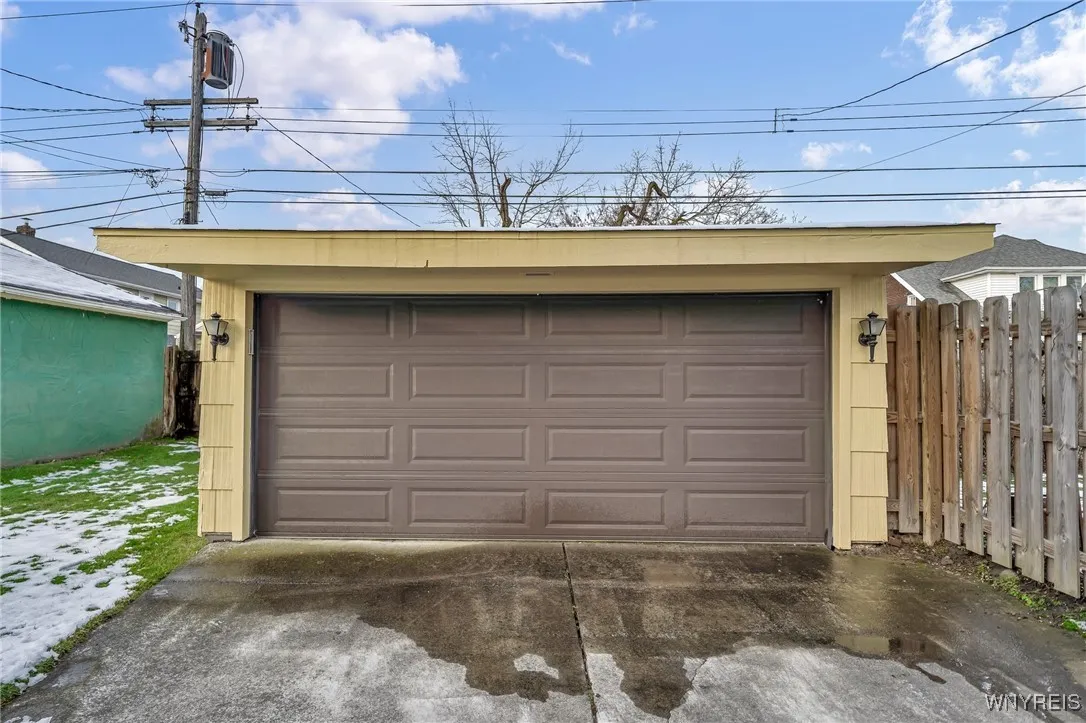 322 Warren Avenue, Tonawanda-town, New York 14217, Tonawanda, New York 14217, 3 Bedrooms Bedrooms, 6 Rooms Rooms,1 BathroomBathrooms,Residential,Closed,322 Warren Avenue, Tonawanda-town, New York 14217,0,B1582328
