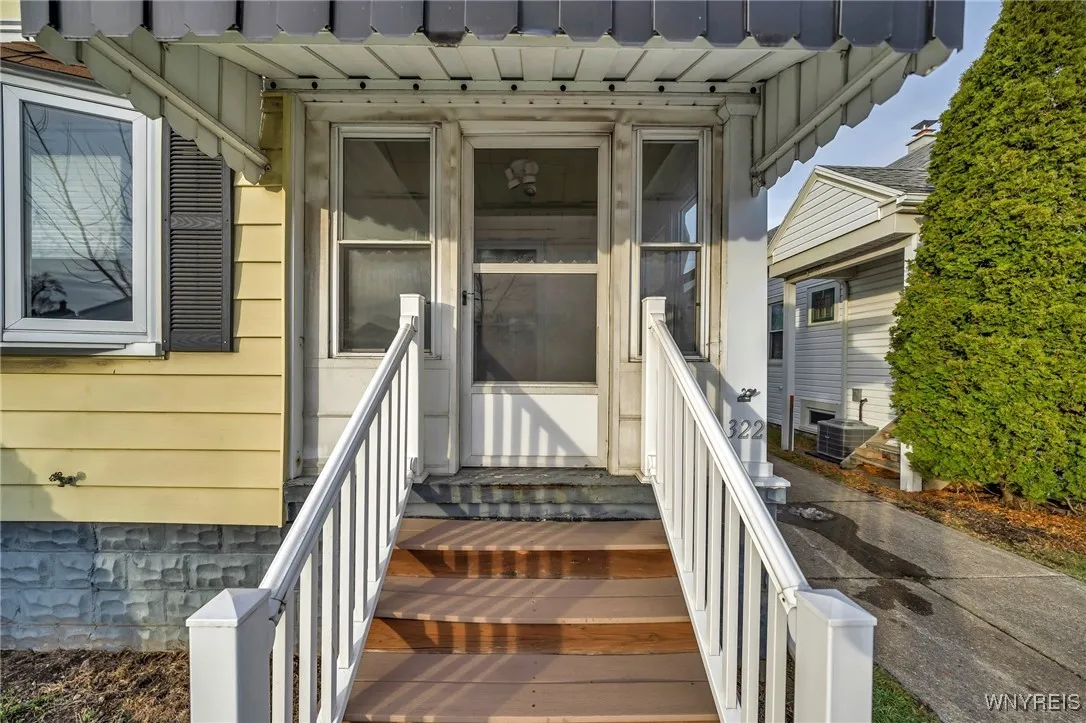 322 Warren Avenue, Tonawanda-town, New York 14217, Tonawanda, New York 14217, 3 Bedrooms Bedrooms, 6 Rooms Rooms,1 BathroomBathrooms,Residential,Closed,322 Warren Avenue, Tonawanda-town, New York 14217,0,B1582328