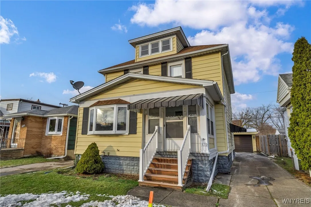 322 Warren Avenue, Tonawanda-town, New York 14217, Tonawanda, New York 14217, 3 Bedrooms Bedrooms, 6 Rooms Rooms,1 BathroomBathrooms,Residential,Closed,322 Warren Avenue, Tonawanda-town, New York 14217,0,B1582328