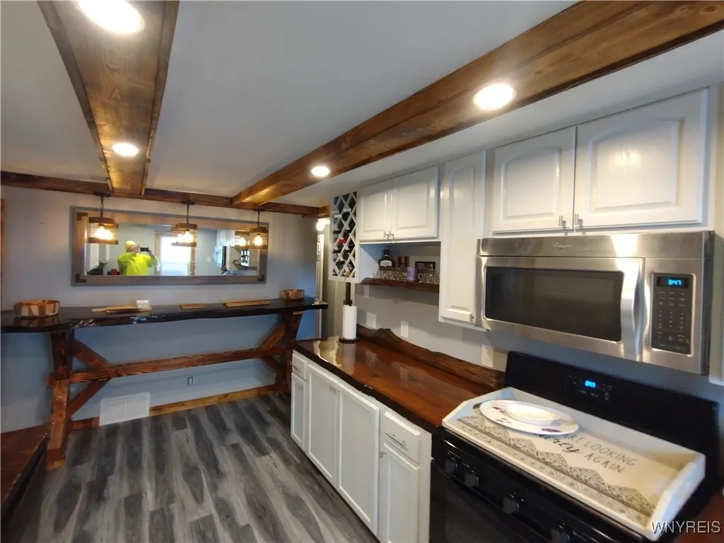 277 Glencove Road, Tonawanda-town, New York 14223, Tonawanda, New York 14223, 3 Bedrooms Bedrooms, 7 Rooms Rooms,1 BathroomBathrooms,Residential,Closed,277 Glencove Road, Tonawanda-town, New York 14223,0,B1582345