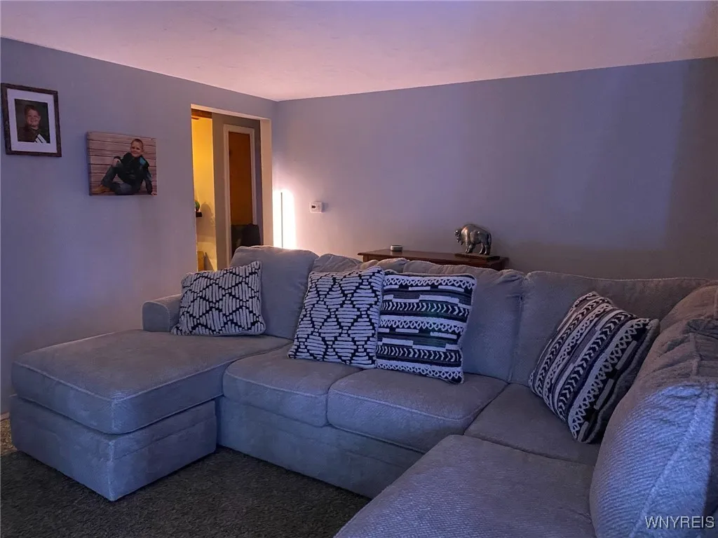 277 Glencove Road, Tonawanda-town, New York 14223, Tonawanda, New York 14223, 3 Bedrooms Bedrooms, 7 Rooms Rooms,1 BathroomBathrooms,Residential,Closed,277 Glencove Road, Tonawanda-town, New York 14223,0,B1582345