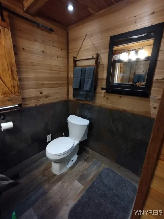277 Glencove Road, Tonawanda-town, New York 14223, Tonawanda, New York 14223, 3 Bedrooms Bedrooms, 7 Rooms Rooms,1 BathroomBathrooms,Residential,Closed,277 Glencove Road, Tonawanda-town, New York 14223,0,B1582345