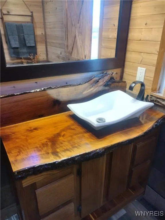 277 Glencove Road, Tonawanda-town, New York 14223, Tonawanda, New York 14223, 3 Bedrooms Bedrooms, 7 Rooms Rooms,1 BathroomBathrooms,Residential,Closed,277 Glencove Road, Tonawanda-town, New York 14223,0,B1582345