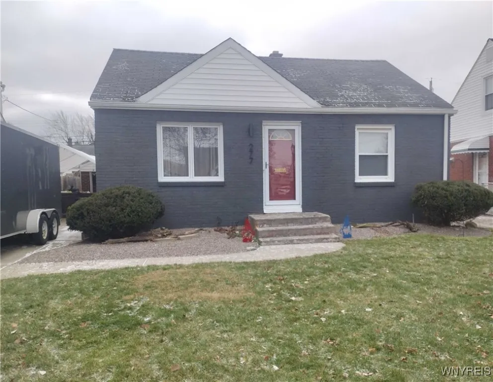 277 Glencove Road, Tonawanda-town, New York 14223, Tonawanda, New York 14223, 3 Bedrooms Bedrooms, 7 Rooms Rooms,1 BathroomBathrooms,Residential,Closed,277 Glencove Road, Tonawanda-town, New York 14223,0,B1582345
