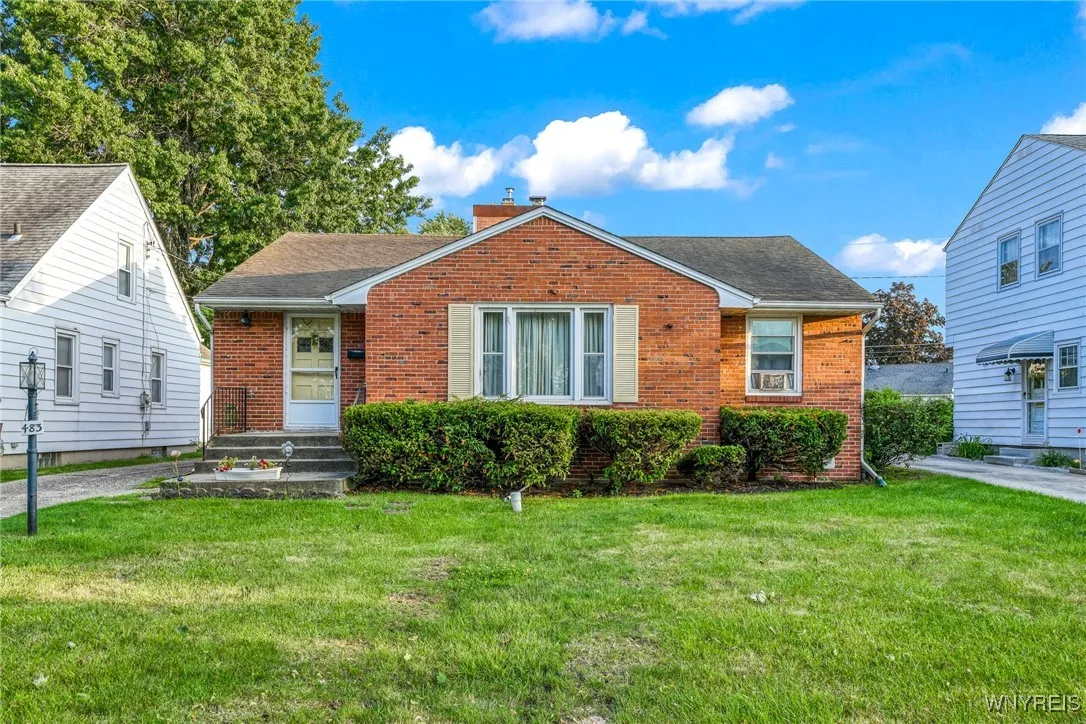 483 Thorncliff Road, Tonawanda-town, New York 1422, Tonawanda, New York 14223, 3 Bedrooms Bedrooms, 8 Rooms Rooms,1 BathroomBathrooms,Residential,Closed,483 Thorncliff Road, Tonawanda-town, New York 1422,0,B1582356